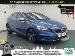 Blue Used 2018 Volvo V40 R-Design Estate | £10,270 (Fair price)