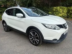 White Used 2014 Nissan Qashqai S SUV | £6,995 (Fair price)