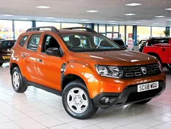 Orange Used 2018 Dacia Duster Essentiel SUV | £8,789 (Good price)