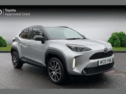 Silver Used 2023 Toyota Yaris Hybrid Sport SUV | £22,175 (Good price)