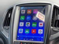 White Used 2013 Vauxhall Astra S Estate | £2,500 (Fair price)