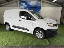 White Used 2019 Peugeot Partner MPV | £7,599 (Fair price)