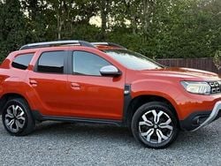 Orange Used 2022 Dacia Duster Prestige SUV | £10,495 (Fair price)