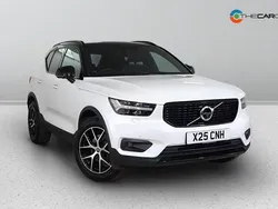 White Used 2019 Volvo XC40 R-Design Pro SUV | £23,975 (Fair price)