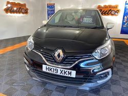Black/cream Used 2019 Renault Captur Iconic SUV | £8,995 (Fair price)