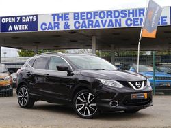 Black Used 2015 Nissan Qashqai Tekna SUV | £7,495 (A bit pricey)