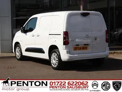 White Used 2024 Vauxhall Combo S MPV | £15,490 (Fair price)