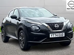Black Used 2024 Nissan Juke N-Connecta SUV | £19,186 (Fair price)