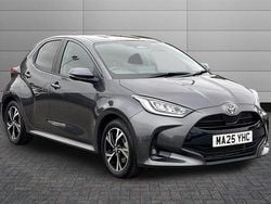 Decuma grey Used 2025 Toyota Yaris Hybrid Design Hatchback | £20,895 (Fair price)