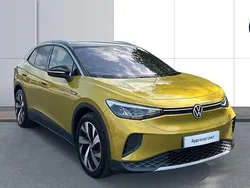 Yellow Used 2021 VW ID.4 Pro Performance SUV | £20,946 (Super price)