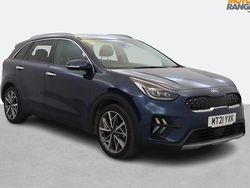 Blue Used 2021 Kia Niro 4 SUV | £18,295 (Good price)