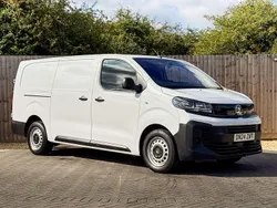 White Used 2024 Vauxhall Vivaro S Van | £18,995 (Fair price)