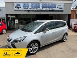 Silver Used 2016 Vauxhall Zafira SRi MPV | £5,495 (Fair price)