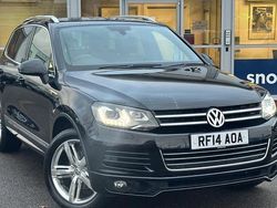 Black Used 2014 VW Touareg R-line SUV | £16,695 (A bit pricey)