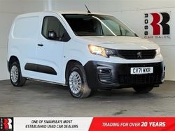 White Used 2021 Peugeot Partner Premium Van | £11,994 (A bit pricey)
