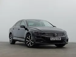 Black Used 2022 VW Passat GTE Sedan | £17,498 (Fair price)