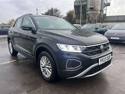 Black Used 2023 VW T-Roc Life SUV | £20,985 (Fair price)