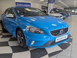 Blue Used 2016 Volvo V40 R-Design Estate | £7,995 (Good price)