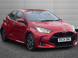Scarlet flare / ruby Used 2024 Toyota Yaris Hybrid Design Hatchback | £20,295 (Fair price)