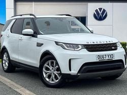White Used 2017 Land Rover Discovery 5 SE SUV | £16,989 (Good price)