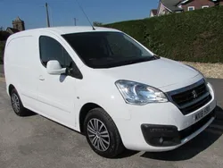 White Used 2018 Peugeot Partner MPV | £5,995 (Fair price)