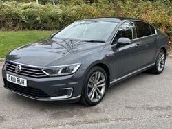 Grey Used 2018 VW Passat GTE Sedan | £14,200 (Good price)