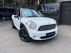 White Used 2014 Mini Cooper D Countryman SUV | £5,395 (Fair price)