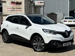 White Used 2018 Renault Kadjar Signature SUV | £8,495 (Fair price)