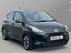 Black Used 2024 Hyundai i10 Advanced Hatchback | £14,087 (Fair price)
