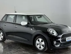 Used 2021 Mini Cooper Classic Hatchback | £11,300 (Super price)