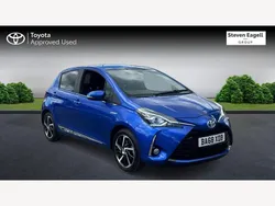 Blue Used 2019 Toyota Yaris Hybrid Hatchback | £13,995 (Good price)