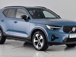 Fjord blue Used 2022 Volvo XC40 Ultimate SUV | £30,350 (Fair price)
