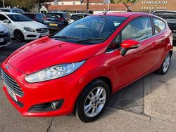 Red Used 2015 Ford Fiesta Zetec Hatchback | £4,995 (Fair price)