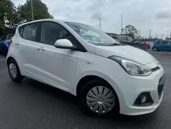 White Used 2014 Hyundai i10 SE Hatchback | £4,000 (Fair price)