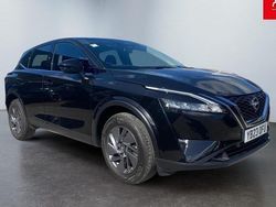 Black Used 2022 Nissan Qashqai Acenta Premium SUV | £17,490 (Fair price)
