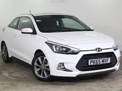 White Used 2015 Hyundai i20 SE Coupe | £6,275 (Fair price)