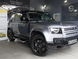 Eiger grey Used 2022 Land Rover Defender SE SUV | £56,990 (Fair price)