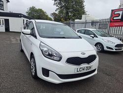 White Used 2014 Kia Carens 2 MPV | £3,899 (Good price)
