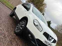 White Used 2013 Nissan Qashqai 360º SUV | £3,995 (Fair price)