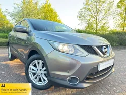 Grey Used 2014 Nissan Qashqai Acenta Premium SUV | £5,845 (A bit pricey)