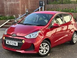 Red Used 2017 Hyundai i10 SE Hatchback | £6,995 (Fair price)
