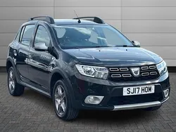 Pearl black Used 2017 Dacia Sandero Lauréate Hatchback | £5,995 (Fair price)
