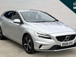 Silver Used 2018 Volvo V40 R-Design Estate | £10,868 (Fair price)