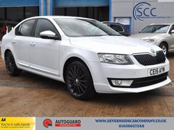 White Used 2015 Skoda Octavia Hatchback | £7,995 (Good price)