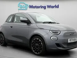 Used 2025 Fiat 500e La Prima Hatchback | £11,900 (Super price)