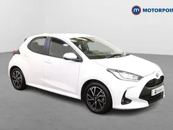 White Used 2023 Toyota Yaris Hybrid Design Hatchback | £18,949 (Fair price)