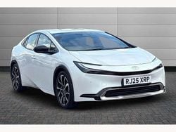 White New 2025 Toyota Prius Hatchback | £34,995 (Super price)