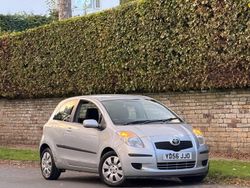 Silver Used 2006 Toyota Yaris T3 Hatchback | £899 (Fair price)