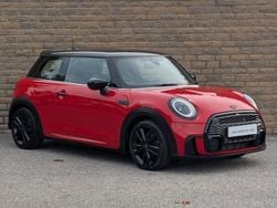 Red Used 2023 Mini Cooper Hatch Hatchback | £20,490 (Fair price)