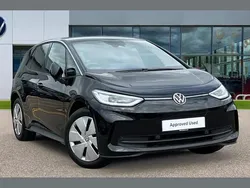 Grenadilla black metallic Used 2025 VW ID.3 Pro Hatchback | £23,706